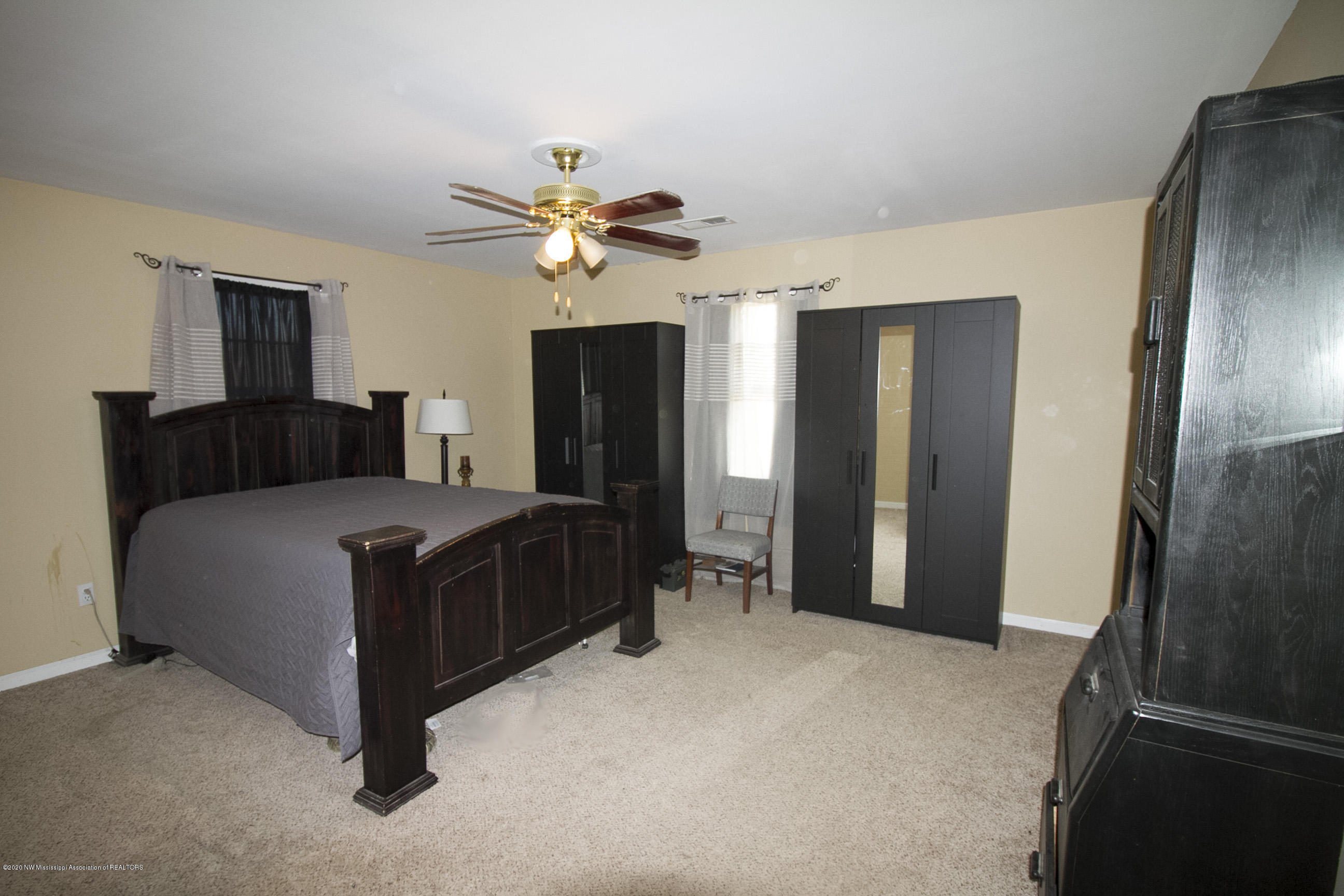 1281 Carlton Road Coldwater, MS 38618 - Photo 18 of 32 master bed
