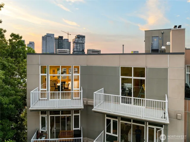 $1,399,999 | 303 East Pike Street, Unit PH1, Seattle, WA 98122