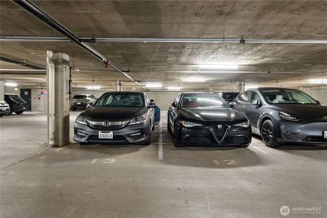 $1,399,999 | 303 East Pike Street, Unit PH1, Seattle, WA 98122