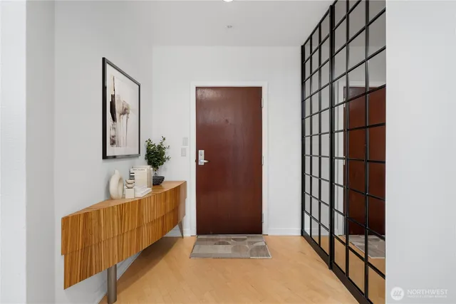 $1,399,999 | 303 East Pike Street, Unit PH1, Seattle, WA 98122