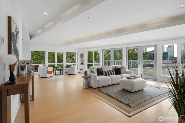 $1,399,999 | 303 East Pike Street, Unit PH1, Seattle, WA 98122