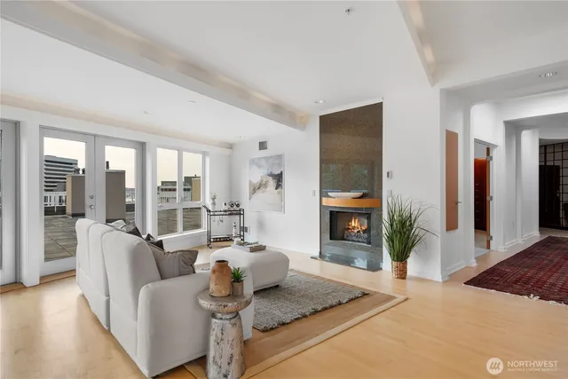 $1,399,999 | 303 East Pike Street, Unit PH1, Seattle, WA 98122