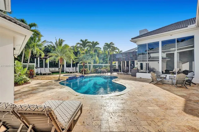$2,480,000 | 11400 Northwest 7th Street, Plantation, FL 33325
