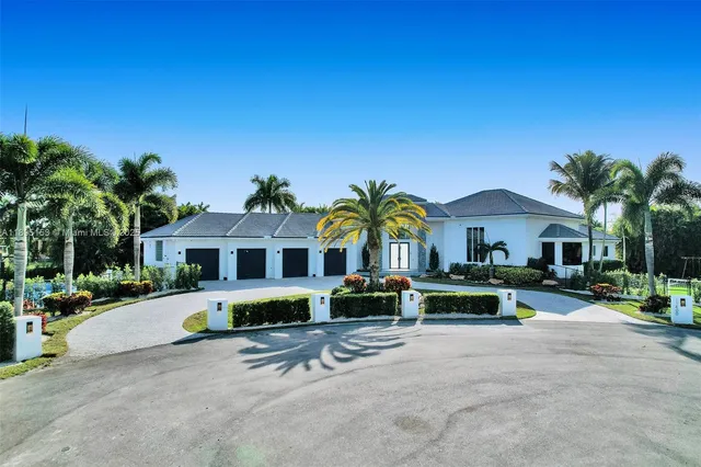 $2,480,000 | 11400 Northwest 7th Street, Plantation, FL 33325