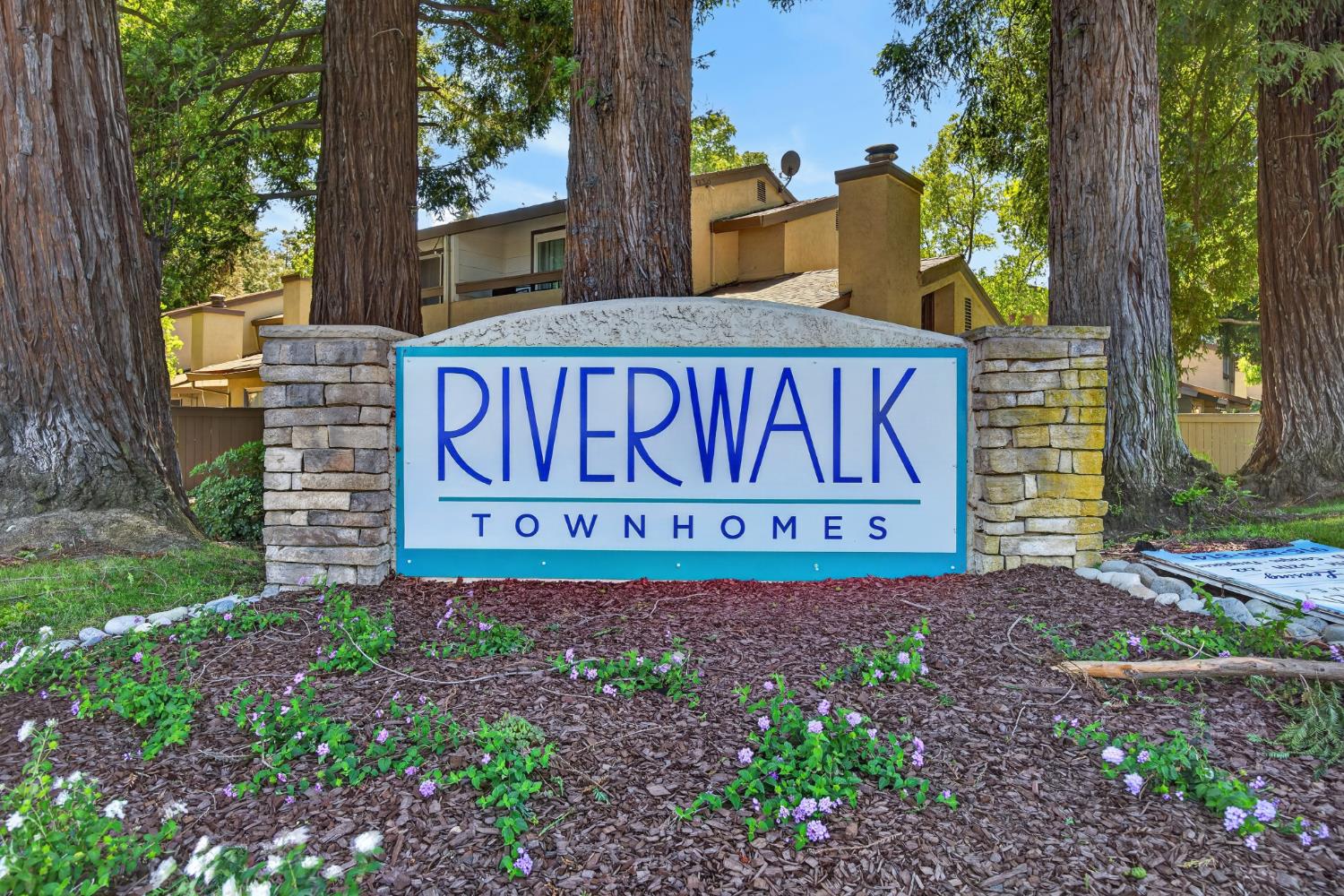 6239 Riverside Boulevard, Unit 2 Sacramento, CA 95831 - Photo 35 of 42