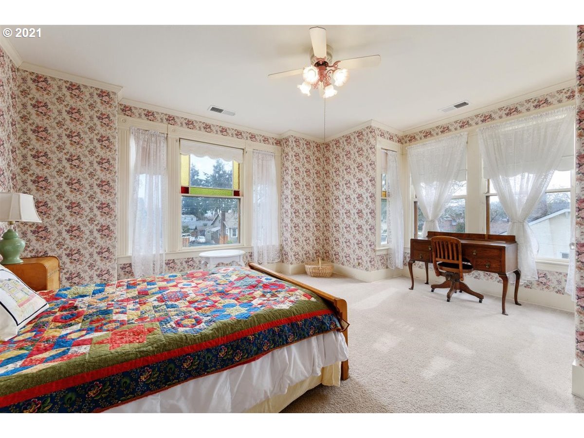 717 Southwest Levens Street Dallas, OR 97338 - Photo 24 of 32 Gallery Image 24