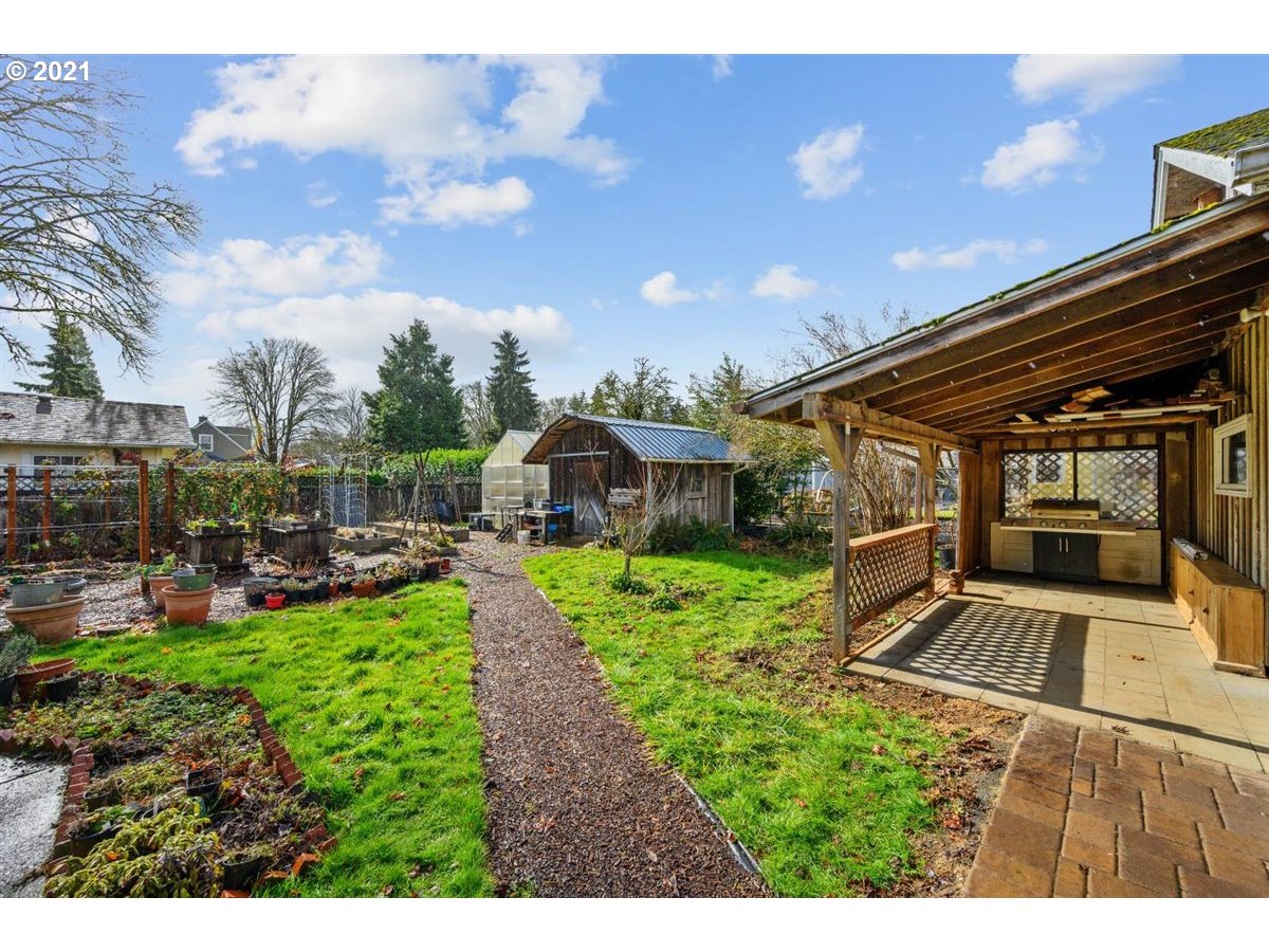 717 Southwest Levens Street Dallas, OR 97338 - Photo 29 of 32 Gallery Image 29