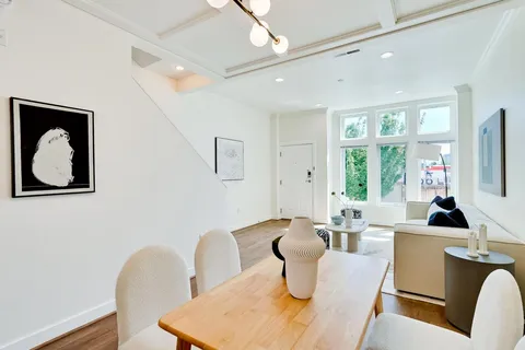 $898,000 | 265 Laurel Grove Lane, San Jose, CA 95126
