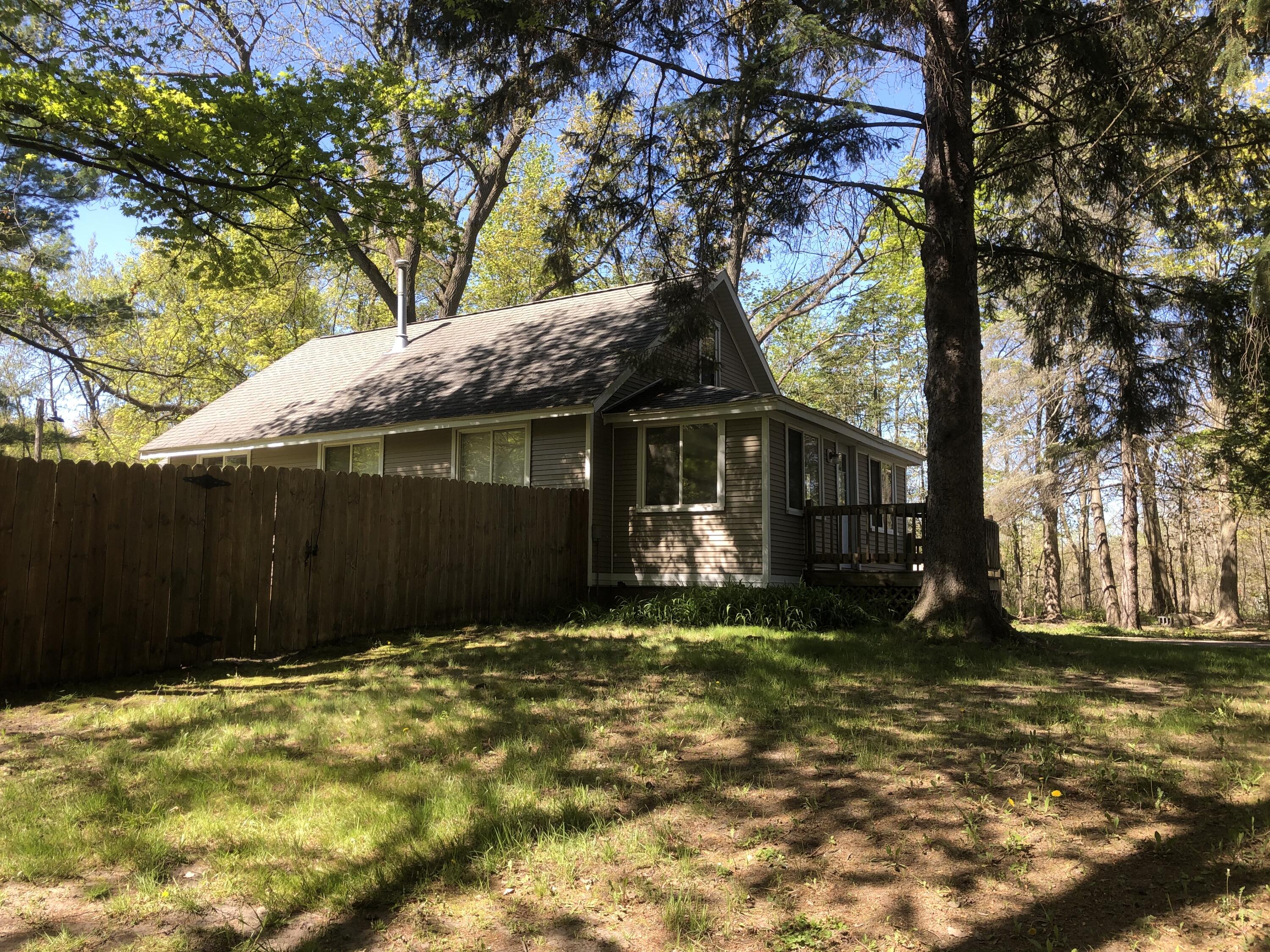 12696 7 Mile Road Northeast Belding, MI 48809 - Photo 1 of 18 EAF50BEE-E4D1-415C-B57E-18EE98D37841