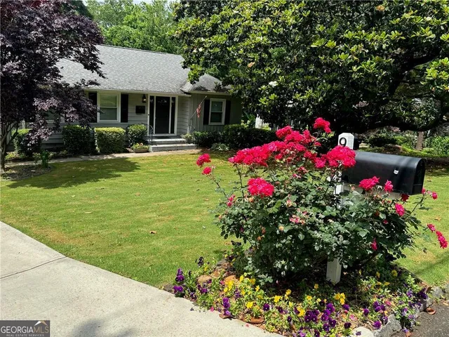 $2,950 | 976 Lindridge Drive Northeast, Atlanta, GA 30324