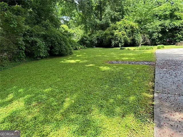 $2,950 | 976 Lindridge Drive Northeast, Atlanta, GA 30324