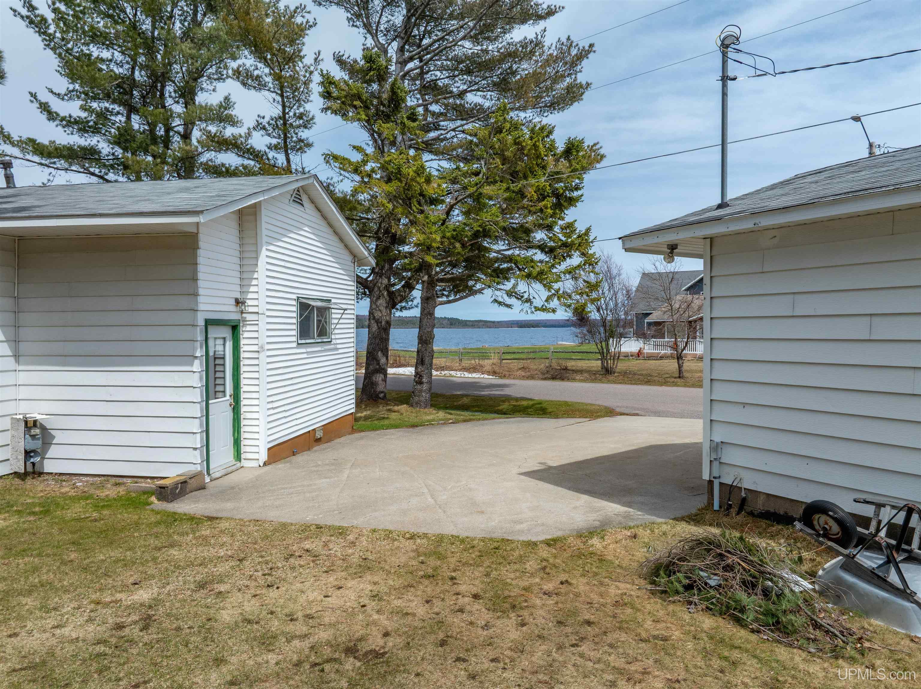 N7799 Bayberry Road Munising, MI 49862 - Photo 30 of 31