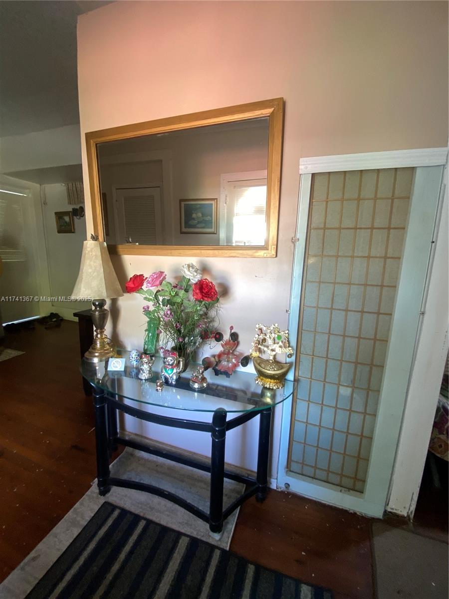 36 Southwest 20th Road Miami, FL 33129 - Photo 15 of 27 Gallery Image 15