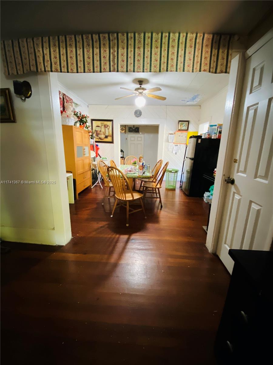 36 Southwest 20th Road Miami, FL 33129 - Photo 19 of 27 Gallery Image 19