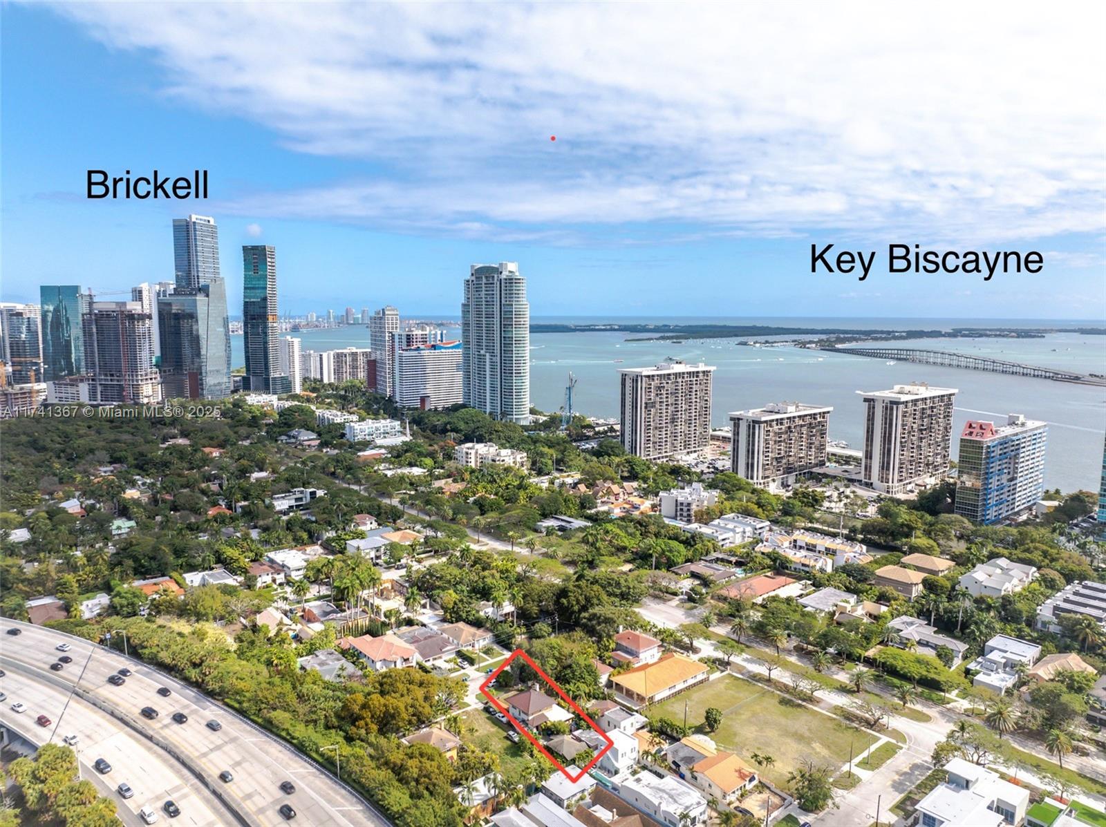 36 Southwest 20th Road Miami, FL 33129 - Photo 9 of 27 Gallery Image 9