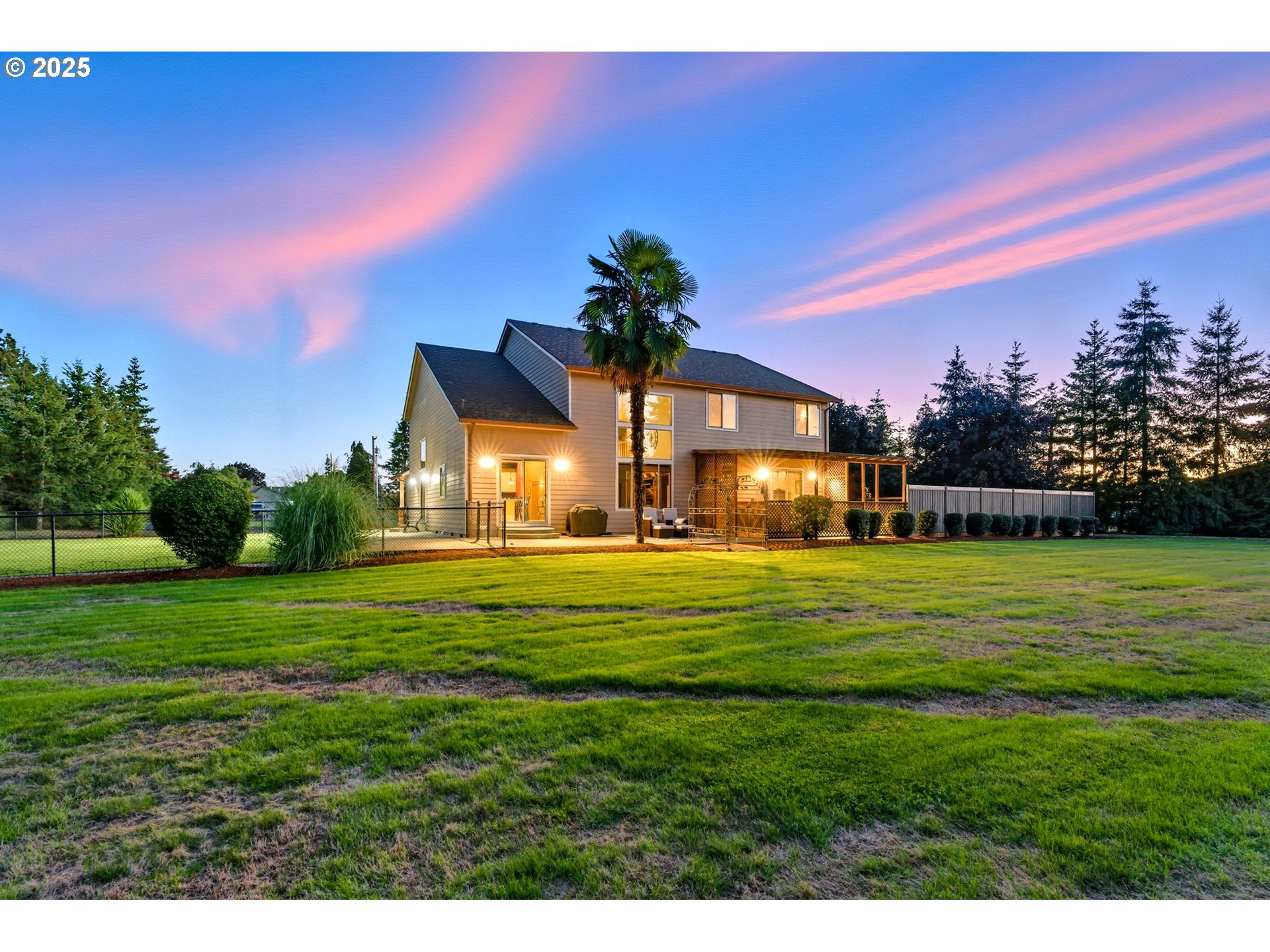 9573 South Gribble Road Canby, OR 97013 - Photo 45 of 48 a view of a golf course with a house