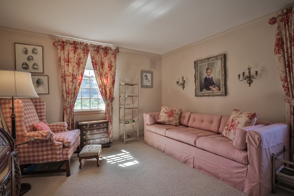 401 Jerusalem Road Cohasset, MA 02025 - Photo 16 of 29 a living room with furniture and a window