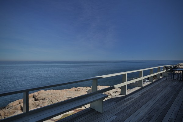 401 Jerusalem Road Cohasset, MA 02025 - Photo 23 of 29 a view of wooden floor with sitting area