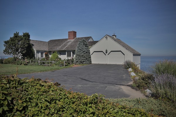 401 Jerusalem Road Cohasset, MA 02025 - Photo 25 of 29 a front view of a house with a yard