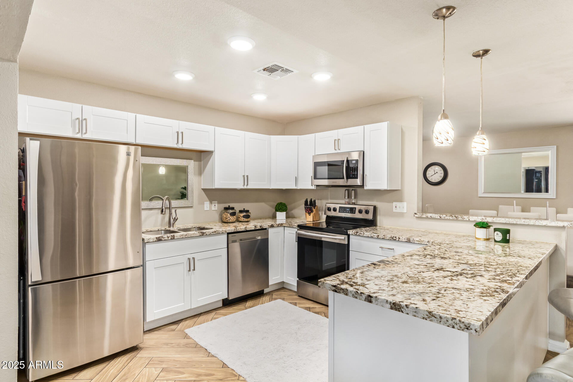2320 West Bloomfield Road Phoenix, AZ 85029 - Photo 14 of 46 17 - Bloomfield