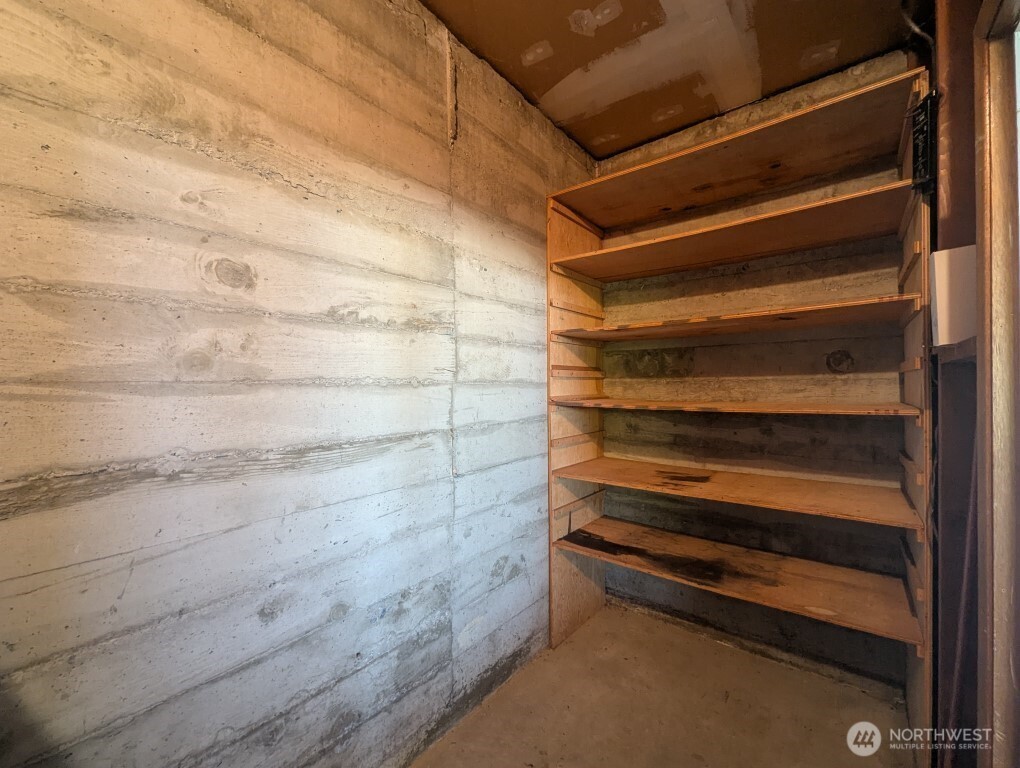 520 Maple Street, Unit 204 Edmonds, WA 98020 - Photo 5 of 20