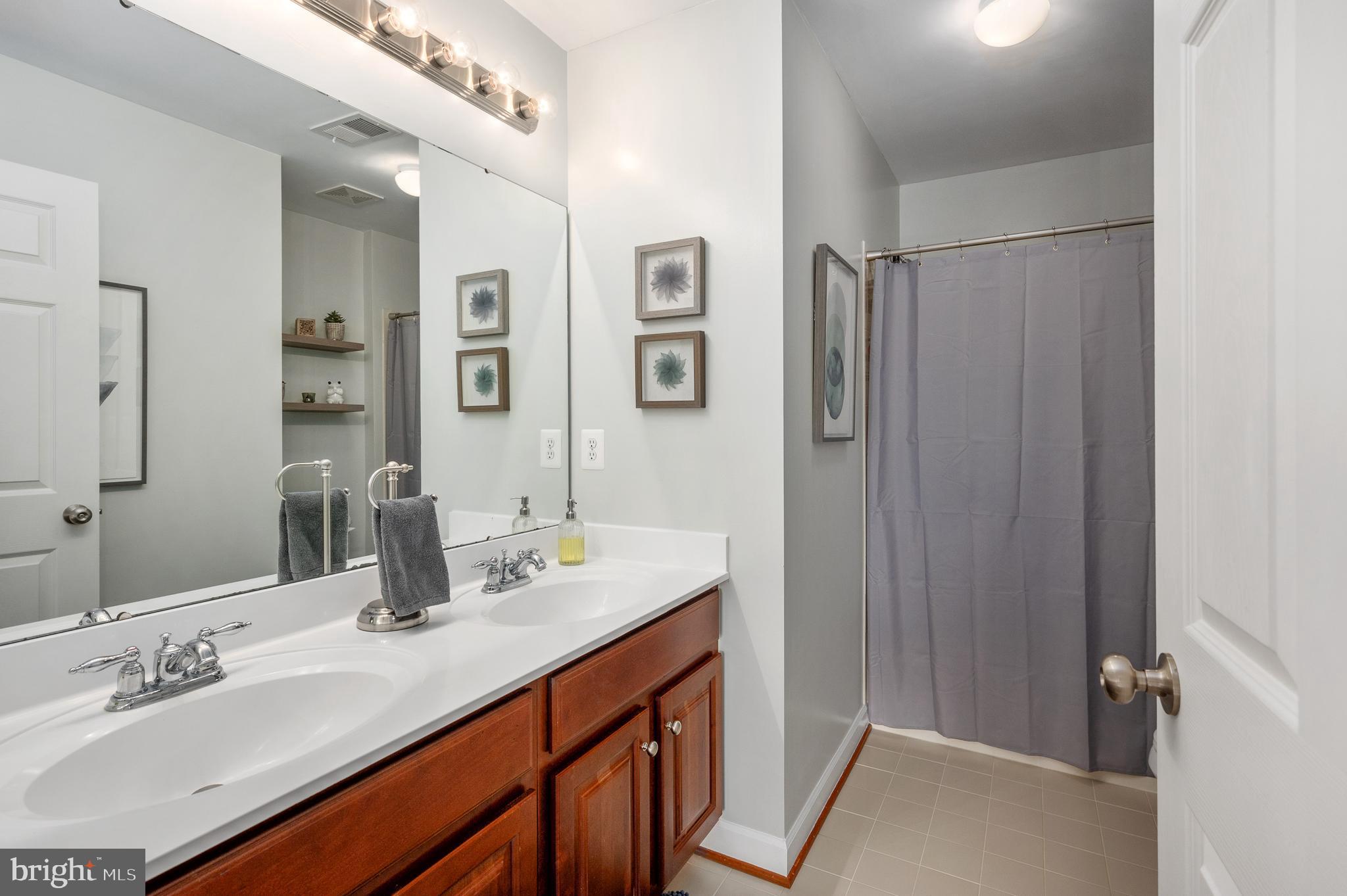 4552 Spring Run Road Warrenton, VA 20187 - Photo 34 of 39 Gallery Image 34