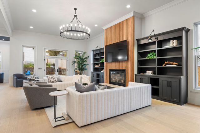 $2,280,000 | 937 South Douglas Avenue, Nashville, TN 37204