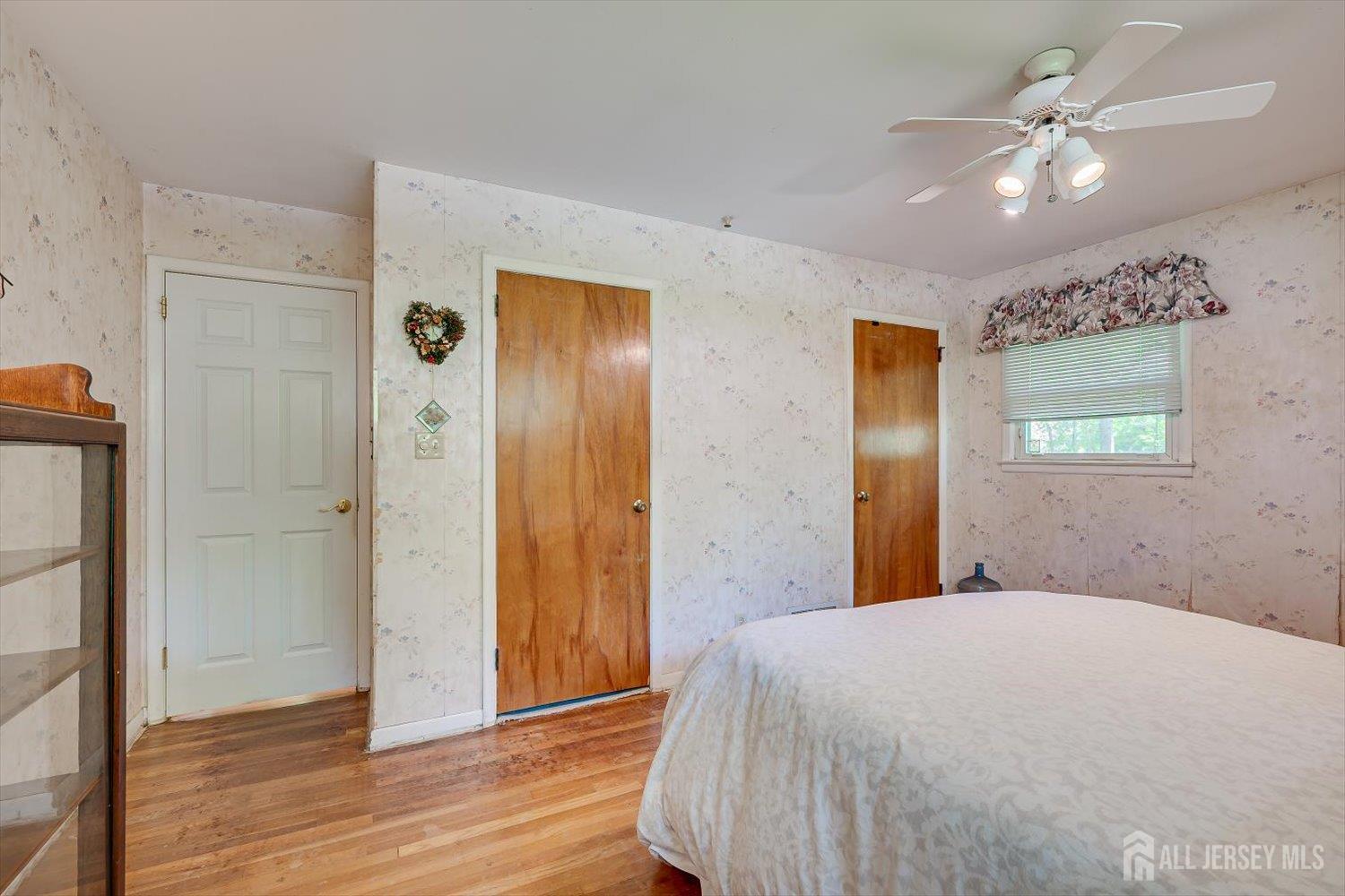 9 Clive Hills Road Edison, NJ 08820 - Photo 25 of 44