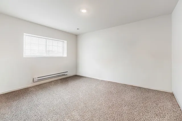 $308,000 | 1053 Briar Gln Court, Hampshire, IL 60140