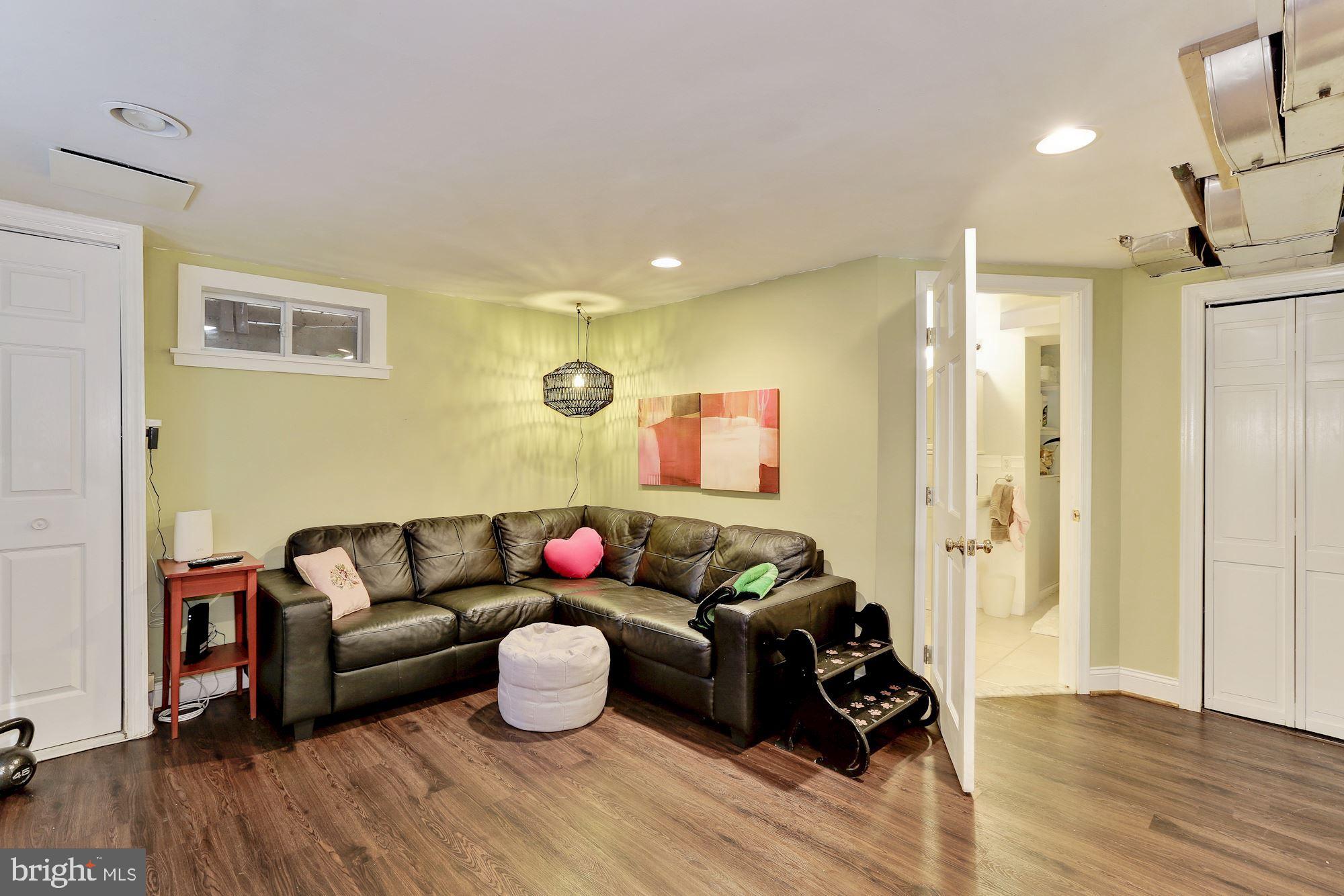 2107 Plyers Mill Road Silver Spring, MD 20902 - Photo 27 of 39