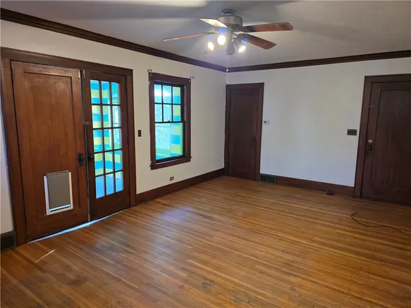 $1,200 | 218 Congress Avenue, Rochester, NY 14611