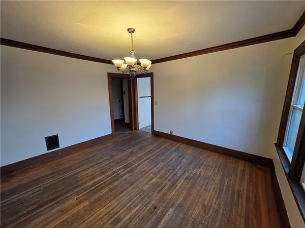 $1,200 | 218 Congress Avenue, Rochester, NY 14611