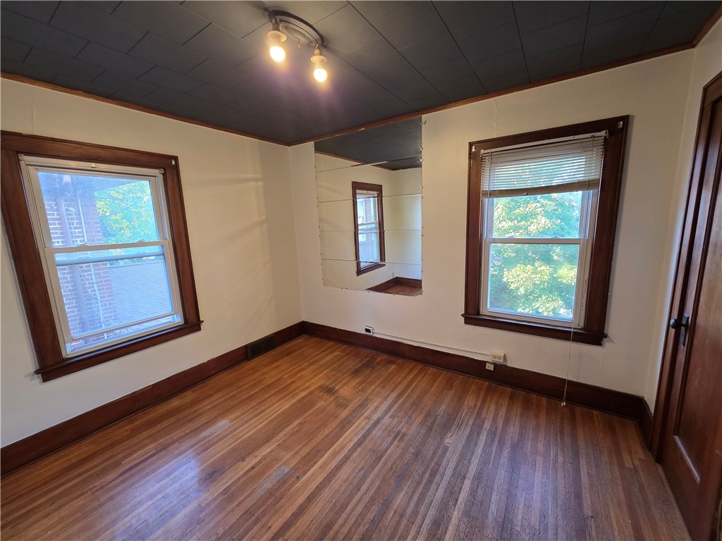 218 Congress Avenue Rochester, NY 14611 - Photo 10 of 14