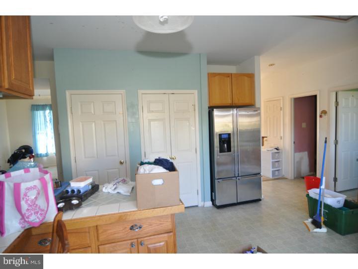 11 Hillside Road Royersford, PA 19468 - Photo 5 of 15 Gallery Image 5