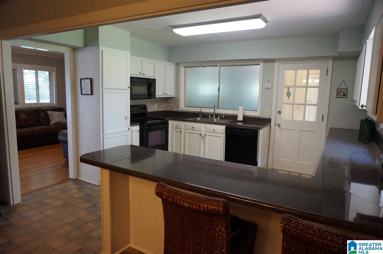 810 Pinecrest Road Sylacauga, AL 35150 - Photo 7 of 23