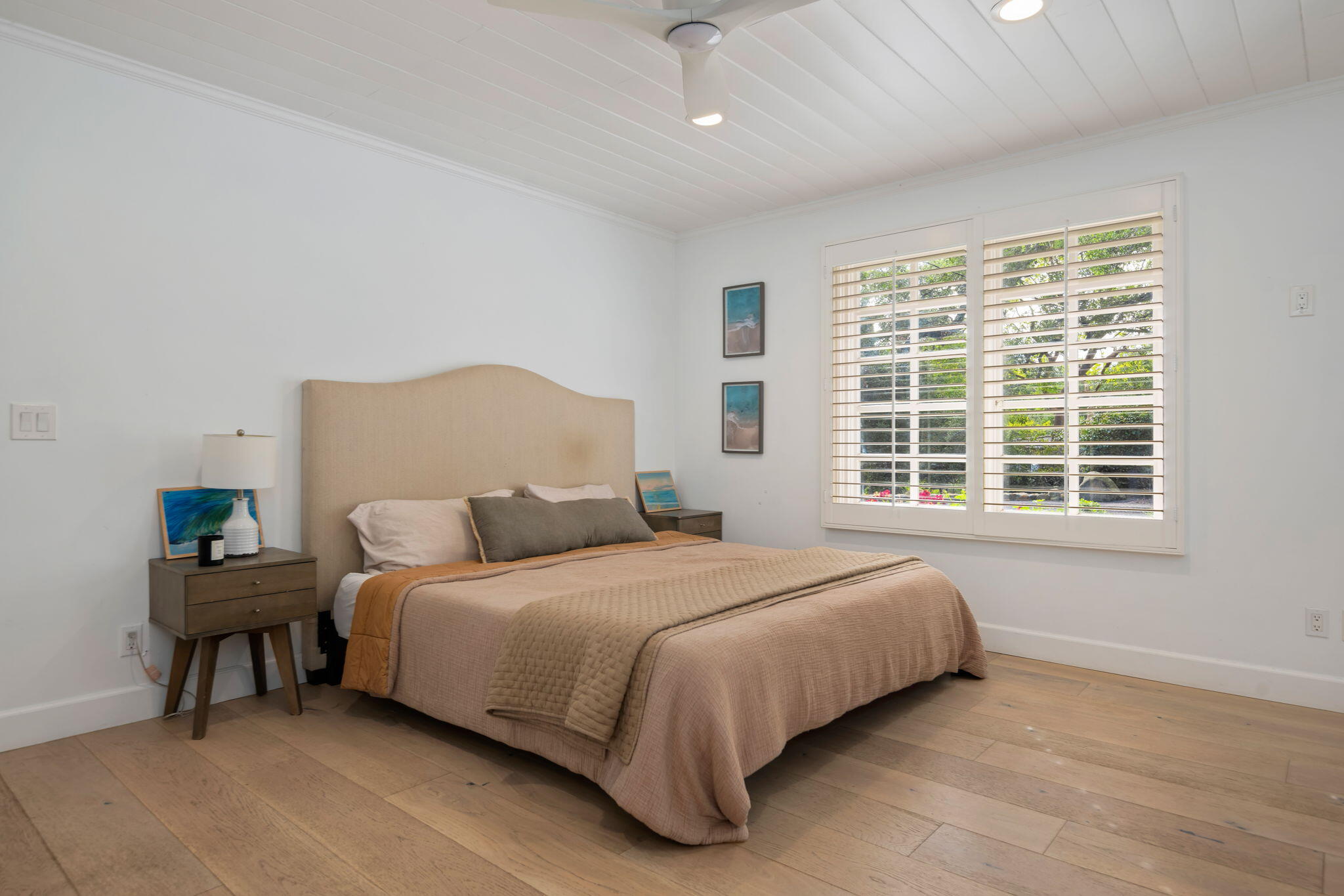 636 Oak Grove Drive Montecito, CA 93108 - Photo 13 of 17 a bedroom with a bed and a window
