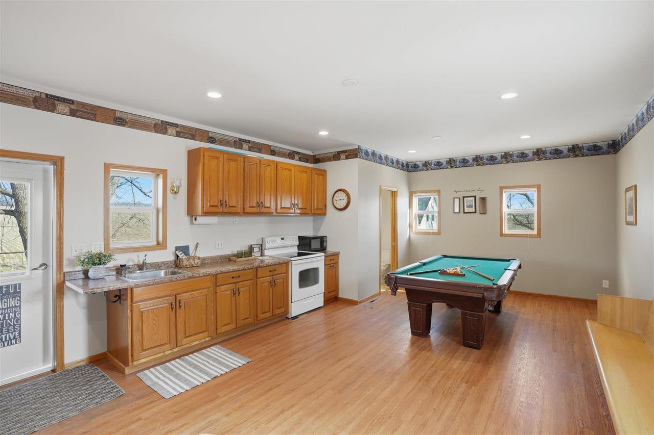 1304 Angle Road Southwest Kalona, IA 52247 - Photo 47 of 74 Gallery Image 47