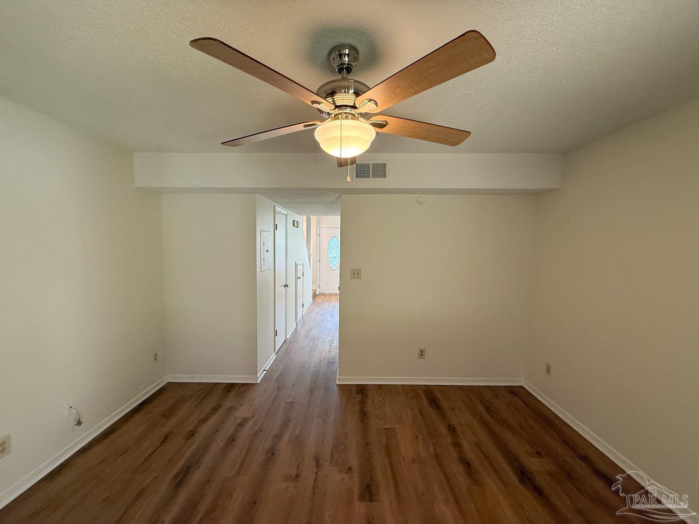 424 East Burgess Road Pensacola, FL 32504 - Photo 7 of 15