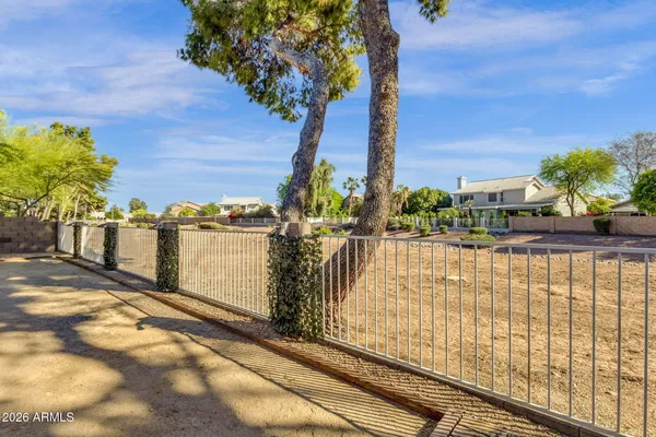 $595,000 | 5333 West Dublin Court, Chandler, AZ 85226