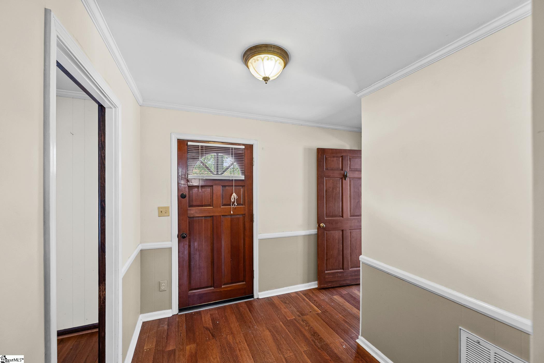 121 Brookbend Road Mauldin, SC 29662 - Photo 4 of 31 Gallery Image 4