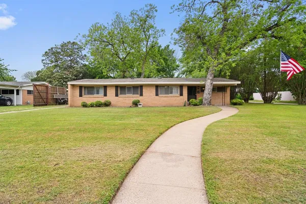 $390,000 | 717 Van Horn Drive, Irving, TX 75060