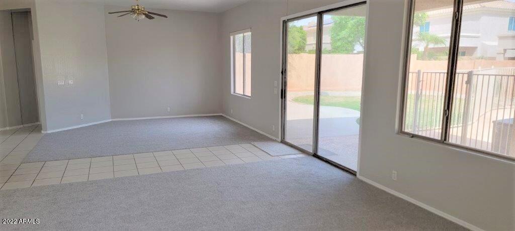 16835 South 15th Avenue Phoenix, AZ 85045 - Photo 9 of 24 a view of an empty room with a window