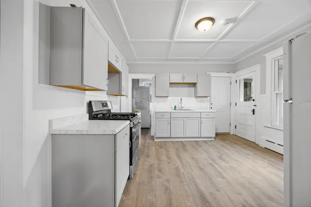 $1,600 | 40 Winthrop Street, Torrington, CT 06790