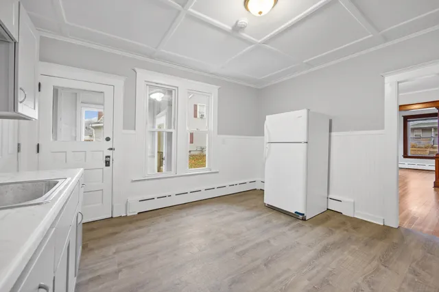 $1,600 | 40 Winthrop Street, Torrington, CT 06790