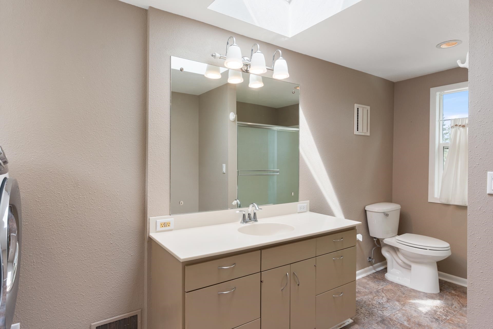 1925 South Syringa Road Spokane, WA 99203 - Photo 22 of 46 Gallery Image 22