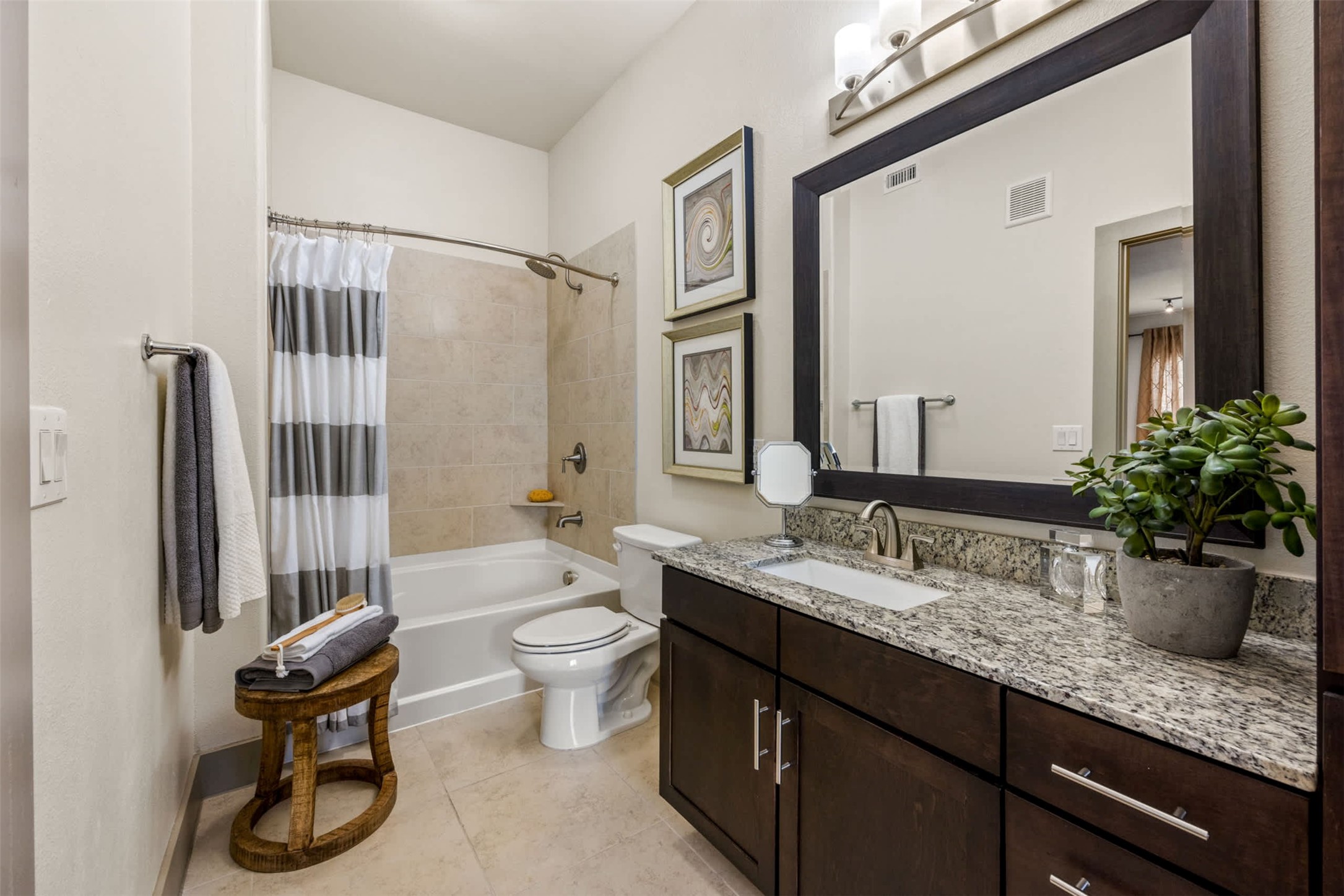 8100 Anderson Mill Road, Unit 16302 Austin, TX 78729 - Photo 12 of 19 Up To 6 Weeks Free On Select Units!