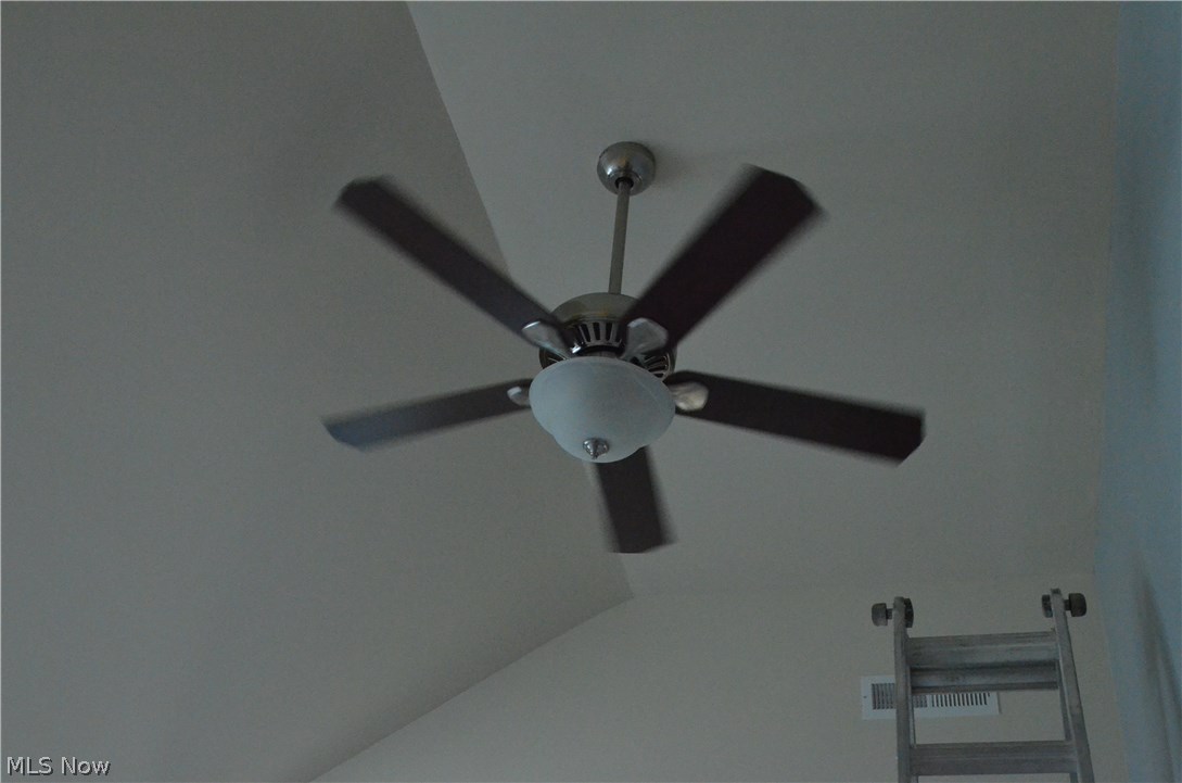 3011 Ridge Road Warren, OH 44484 - Photo 11 of 33 Gallery Image 11