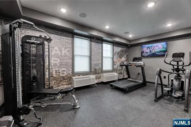 $2,821 | 192 Livingston Street, Unit 201, Northvale, NJ 07647