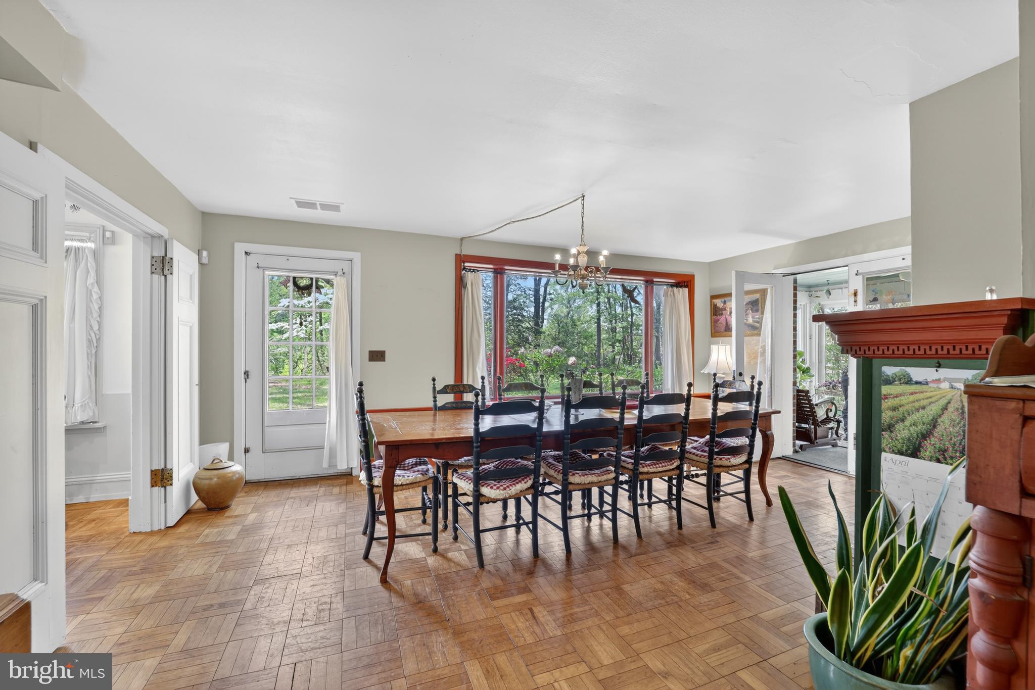 2355 Davidsonville Road Gambrills, MD 21054 - Photo 4 of 27 Dining Room