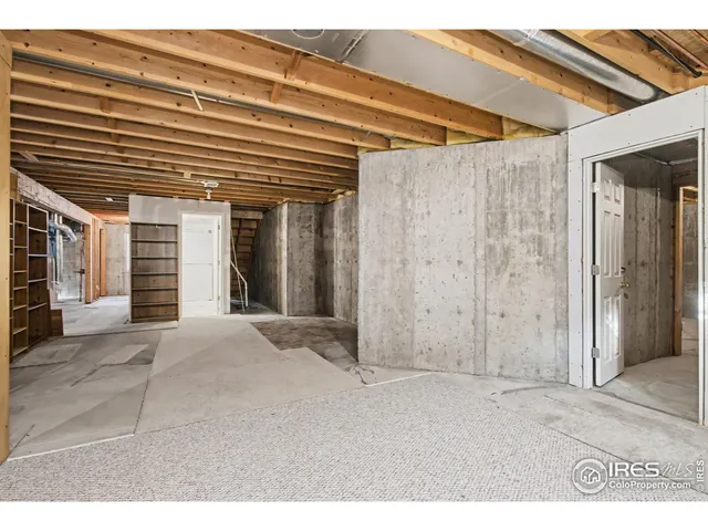 a view of a house with a outdoor space